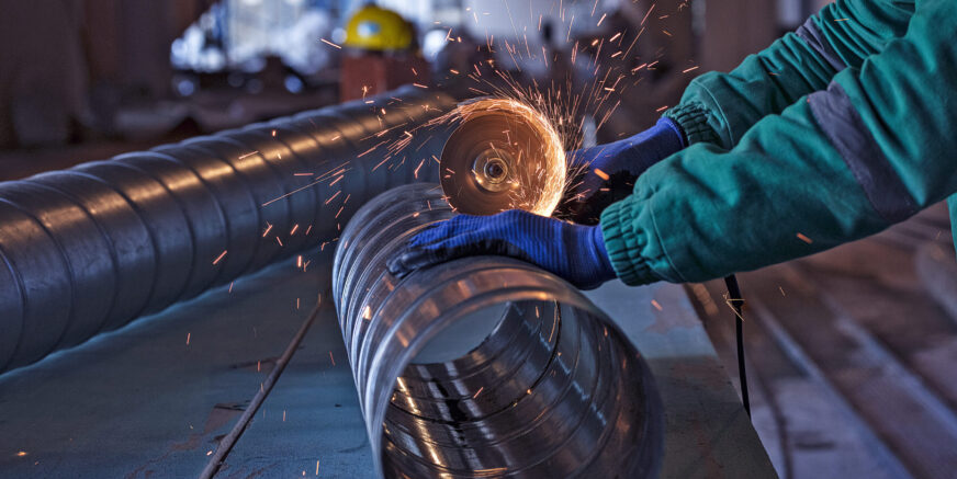 arc-welding-steel-construction-site